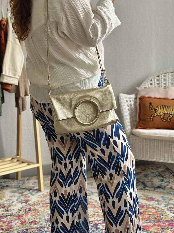 Sac doré en cuir - Image 3
