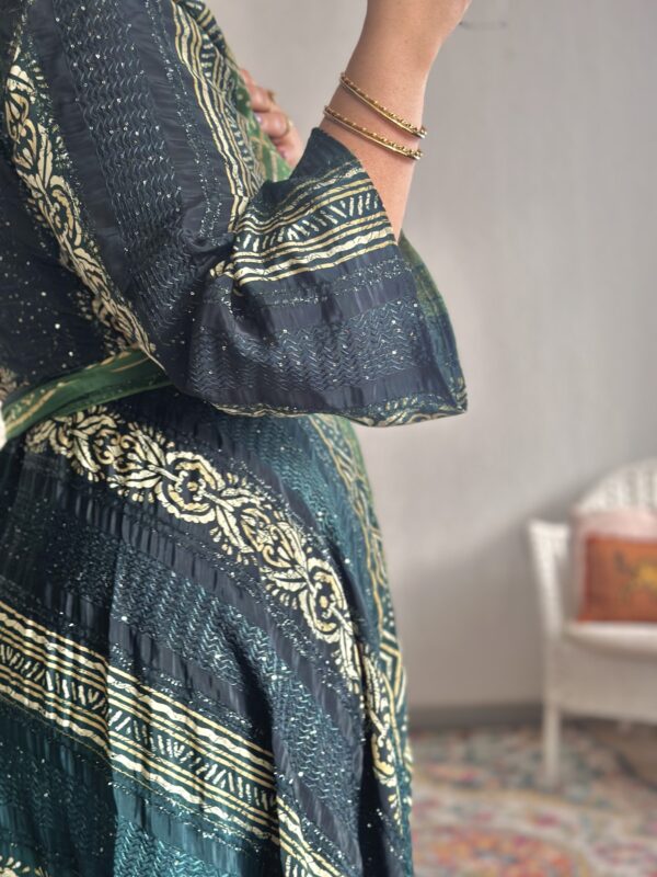 Robe Haora - Image 5